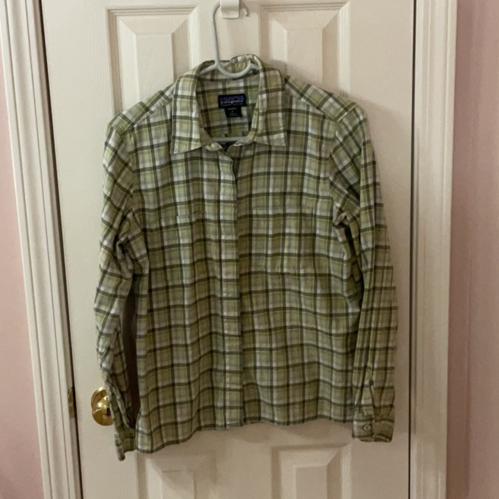 Patagonia button down shirt